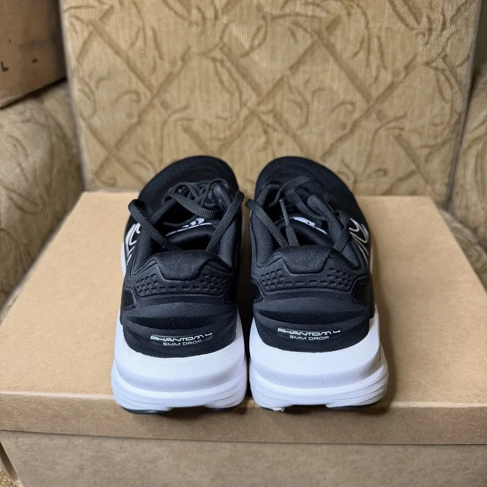 Topo Athletic Phantom 4 Black White Women's Size 7.5 Road Running Shoes